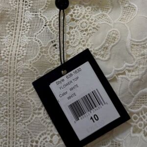 New With Tags True Nanette Lepore Lace Top